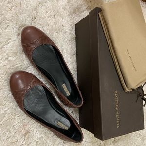 Bottega Veneta brown flat shoes size 38